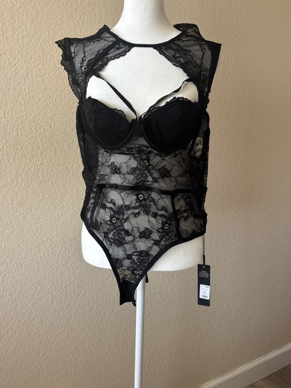 Fashion Nova Black Lace Sheer Bodysuit with Underwire
